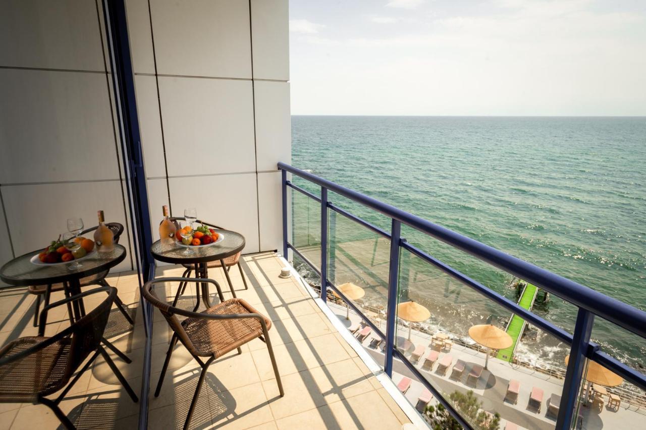 Maristella Marine Residence Odessa Exterior foto