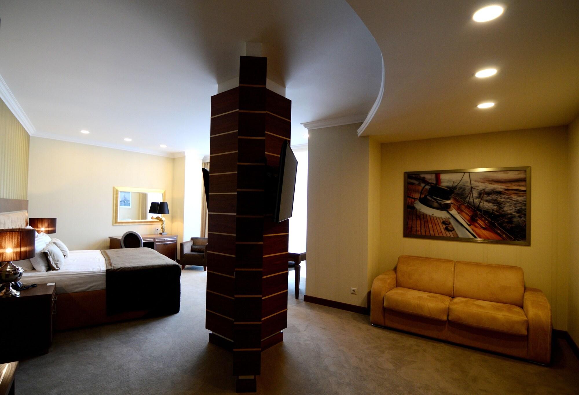 Maristella Marine Residence Odessa Exterior foto